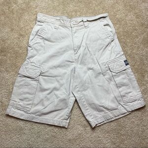 Aeropostale Men’s Khaki Cargo Shorts Size 30